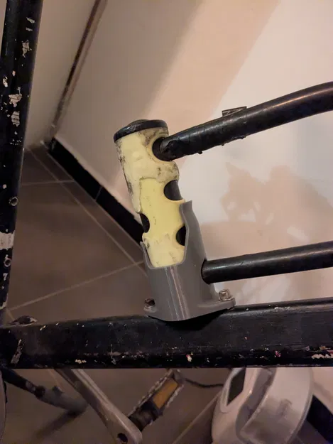 Ngàm gắn khóa U ABUS mini 40 cho lỗ gọng bình nước - Image 1