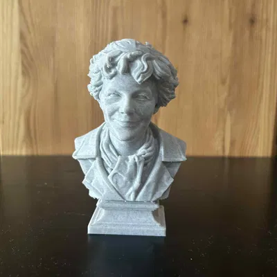 Amelia Mary Earhart (Lady Lindy) – Tượng Bán Thân