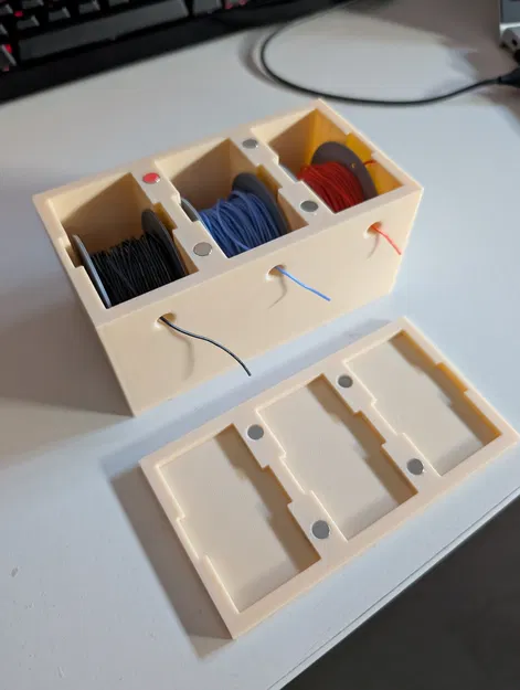 Hộp đựng dây thiếc hàn nắp nam châm - Image 1