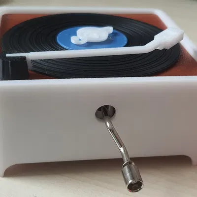 Gramm Tune (Hand Winding) – Hộp nhạc quay tay