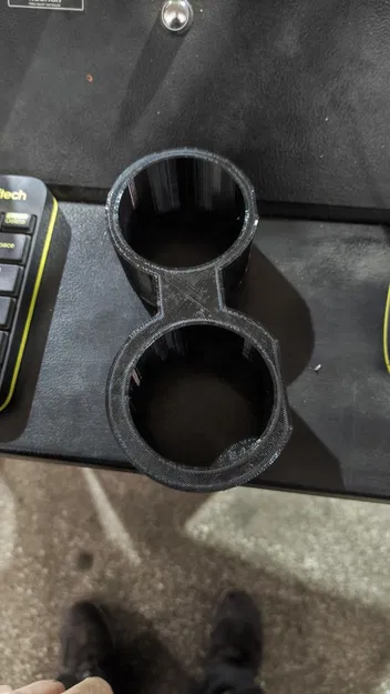 Khay để ly cho Mazda BJ (Cup holder Mazda BJ) - Image 1