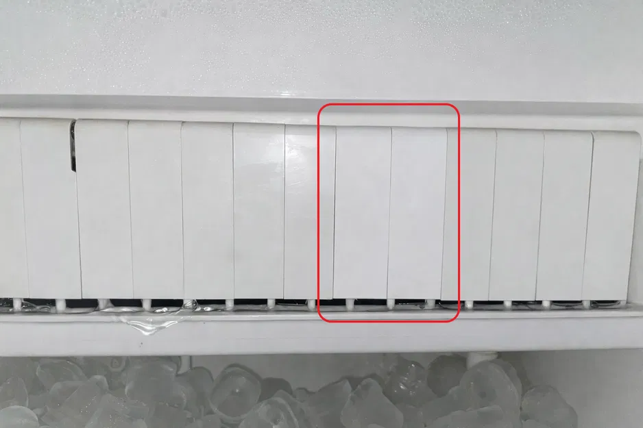 Tấm chắn nước cho máy làm đá Brema CB416 - Image 2