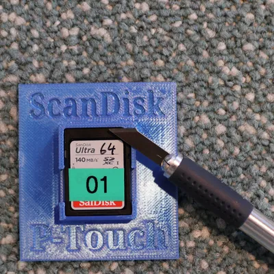 Bộ hỗ trợ dán cho thẻ SD với băng P‑Touch