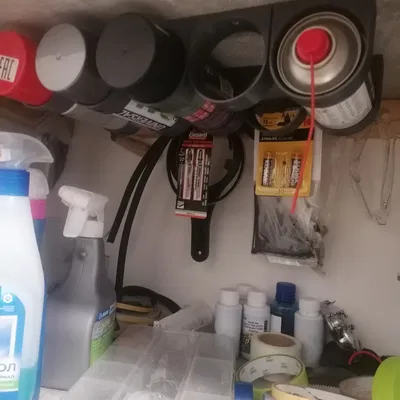 Giá đỡ lon sơn xịt dạng module (Modular)