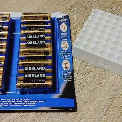 Khay đựng pin AAA (vừa pack 48 viên Costco!)