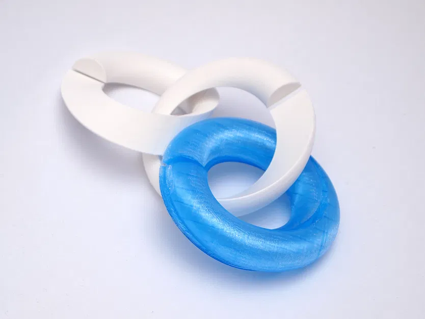 Möbius Cut Rings - Image 1