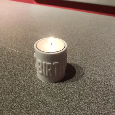 Chân nến sinh nhật (Kerzenständer für den Geburtstag)