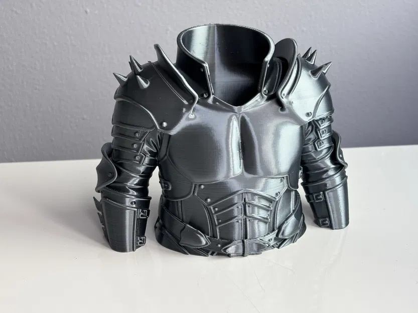 Ống Cắm Bút Giáp Hiệp Sĩ – Vệ Binh Bàn Làm Việc Phong Cách Trung Cổ - Image 1