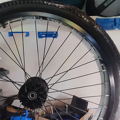 Dlocks và Hub Brackets cho xe lăn