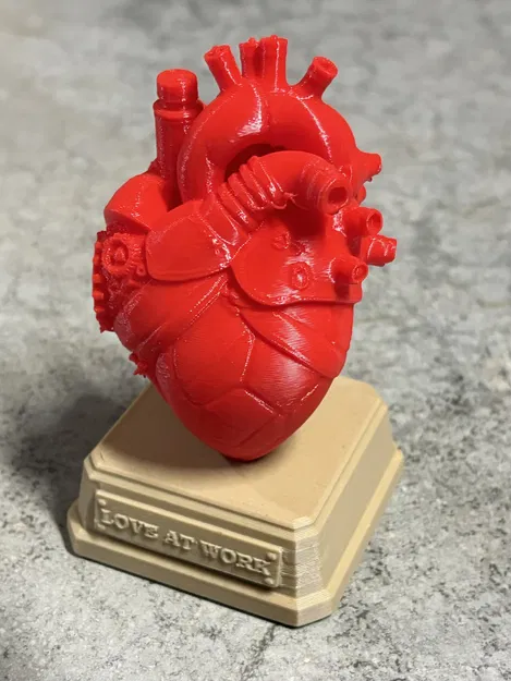 Love at Work – Tượng Trái Tim Giải Phẫu Cơ Khí - Image 3