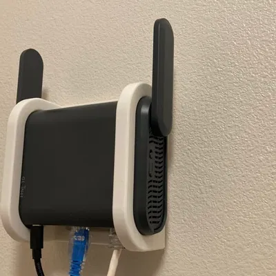 Giá treo tường GLiNet Slate 6