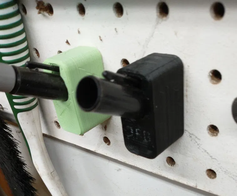 Giá giữ marker một tay cho pegboard (One handed marker holder) - Image 1