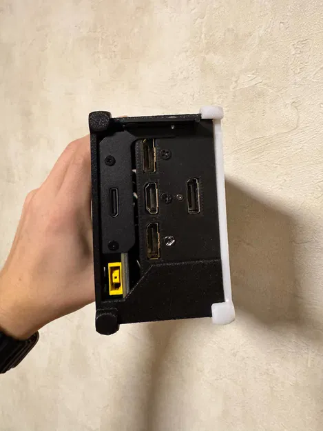 Bracket Gigabyte RTX 5060 LP - Image 1