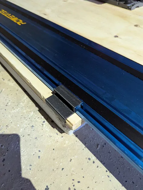 Thanh canh song song in 3D 100% cho Track Saw Powertec/Milwaukee (OpenSCAD) - Image 1