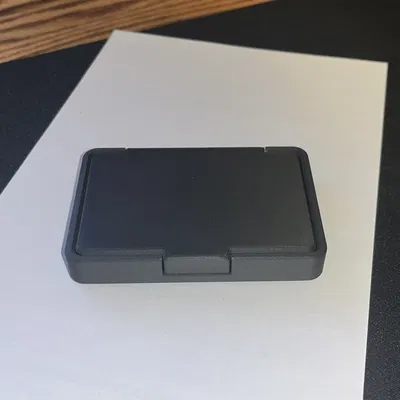 Hộp đựng Q-Tip Travel Pack (khóa nam châm)