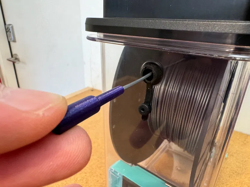 Nút bịt cổng PolyDryer kèm giữ đầu filament (PolyDryer Port Plug & Filament Holder) - Image 5