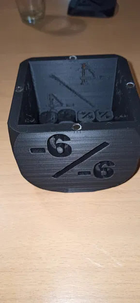 Hộp dice -1/-1 với chữ Deckbox Auntie Ool - Image 2