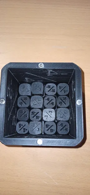 Hộp dice -1/-1 với chữ Deckbox Auntie Ool - Image 4