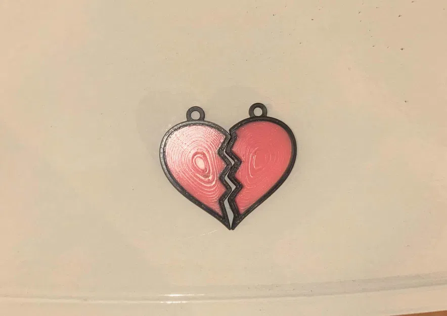 Móc khóa trái tim tách rời (Separate Heart KeyRing) - Image 2