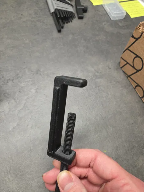 Thùng Rác Tháo Rời Gắn Bàn (Desk Mount Removable Trash Bin) - Image 2