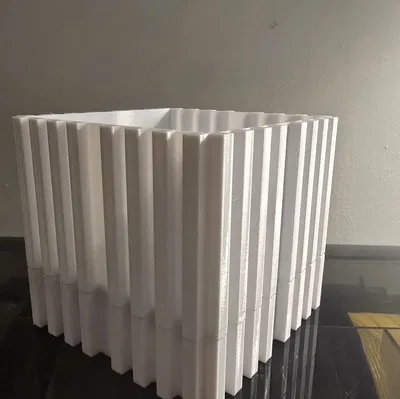 Chậu trồng hoa và thảo mộc