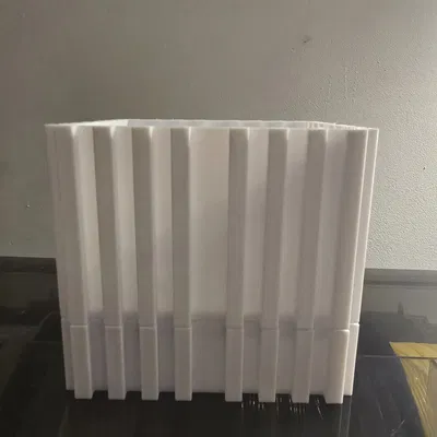 Chậu trồng hoa và thảo mộc