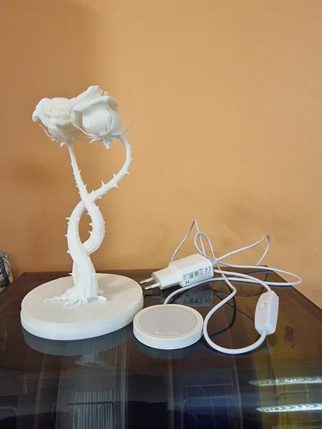 Đèn 2 Bông Hồng Đan Xen (2 Intertwined Roses – Lamp) - Image 6