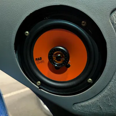 Nâng cấp loa VW T4 (Transport/Caravelle/Multivan) – 6.5" & Tweeter