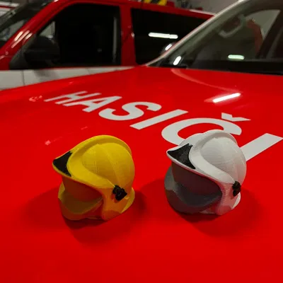 Helma pro tažné (Mũ bảo hộ lính cứu hỏa cho móc kéo)