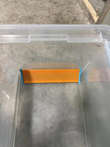 Hộp đựng hạt hút ẩm (Desiccant bead container) - Image 1