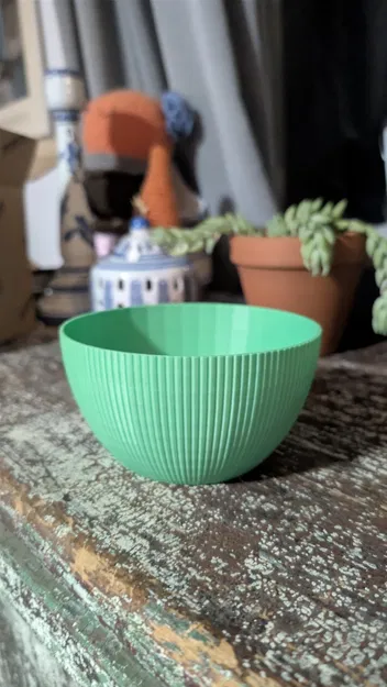 Chậu trồng cây dạng bát vân kẻ sọc (12cm x 8.5cm) - Image 1