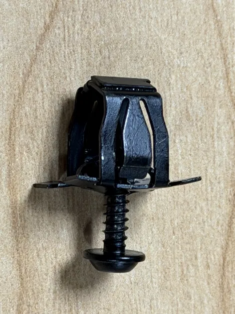 Ford Police Interceptor Utility Vehicle - Sửa ngàm tấm che nắng (Sun Visor) - Image 2