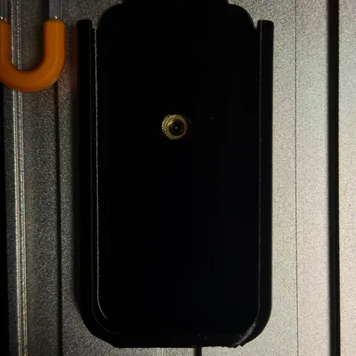 Holder SanDisk Extreme Portable SSD cho Tether Tools AeroTrac Workstation