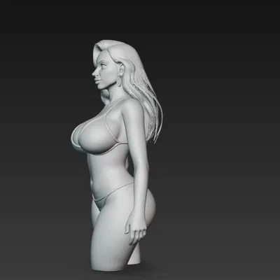 Cô gái Amazon quyến rũ trong bộ đồ bơi