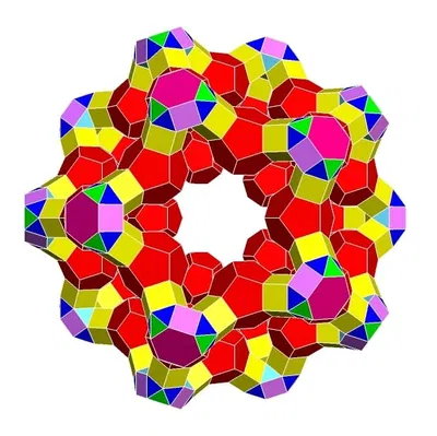 STEWART STAR DODECAHEDRAL POLYTOROID 3