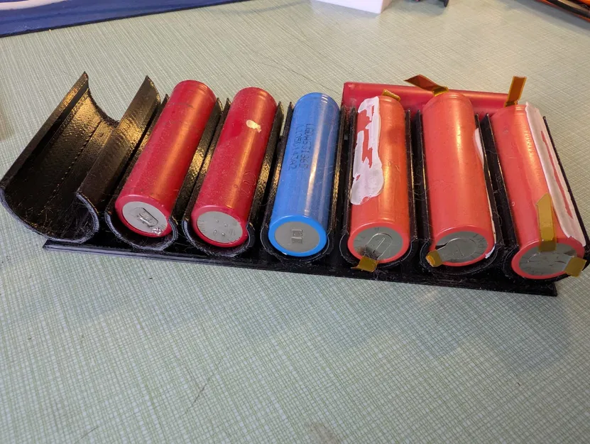 Giá đỡ nhiều pin Li-pol (Li-pol multi battery holder) - Image 1