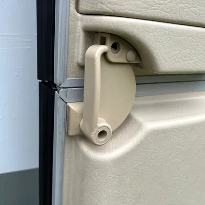 Khóa giữ cửa đôi (cửa chẻ) cho caravan Tabbert