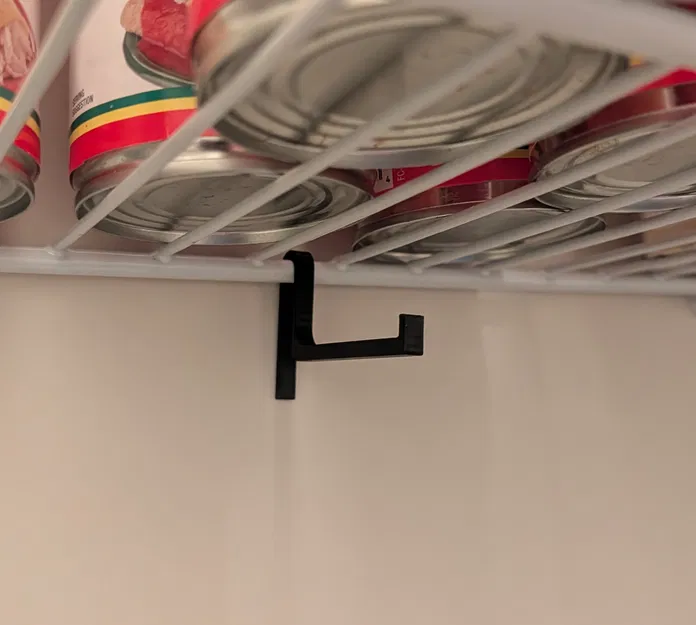 Móc treo cho vòng can-stacking dùng với kệ wire shelving - Image 1