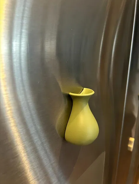 Bình Cắm Hoa Nam Châm Cho Bé Nhặt Ngoài Sân (Kids Magnetic Yard Bouquet Vase) - Image 3