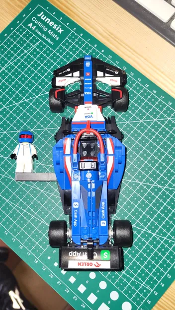 Giá đỡ phi công LEGO - Image 2