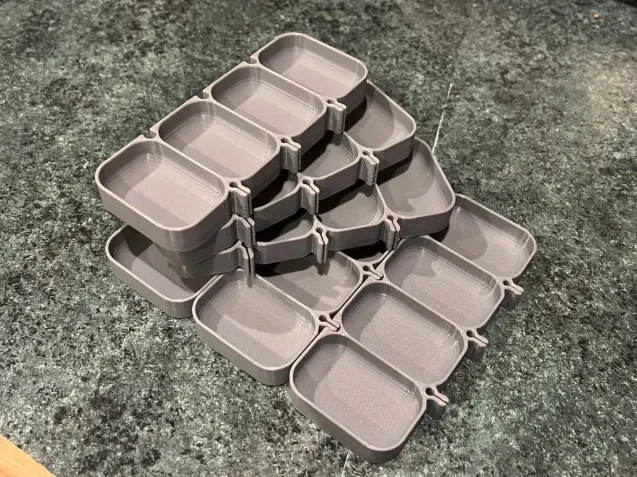 Khay Ốc Khóa Liên Kết Modular Xếp Chồng – Lock Together Screw Trays - Image 2