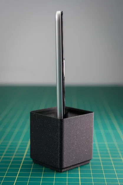 Đế Gridfinity cho Apple TV Remote (gen 1) - Image 2