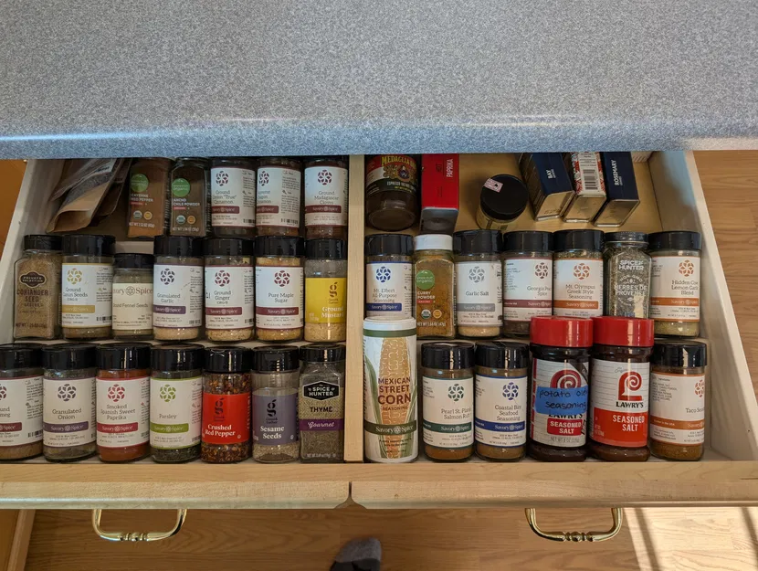 Khay sắp xếp ngăn kéo gia vị (Spice Drawer Organizer Tray) - Image 2