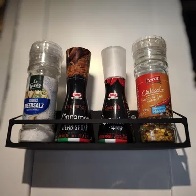 Kệ đựng gia vị (Gewürzregal)