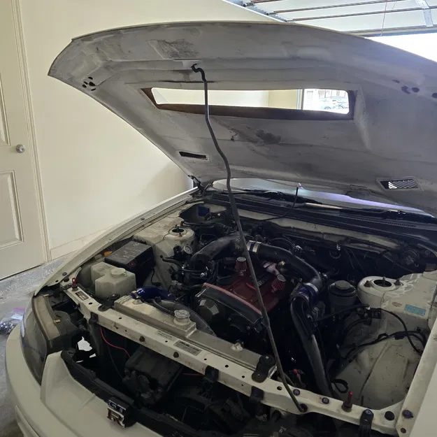 Nissan Skyline - Ngàm giữ thanh chống nắp capo (Hood Prop Stay) - Image 1