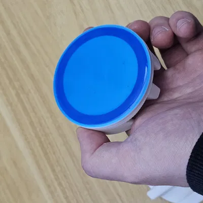 Giá đỡ điện thoại chống trượt (Non-slip phone holder)