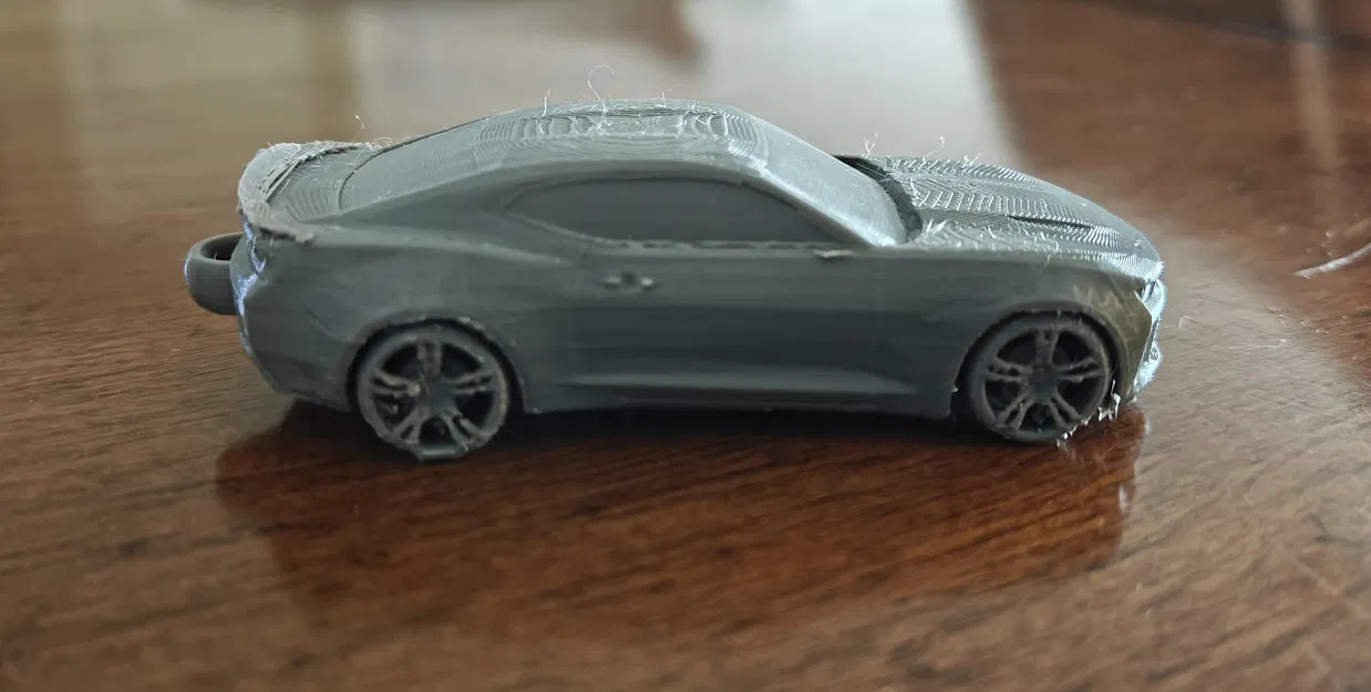 Móc khóa Chevrolet Camaro SS 2016 widebody - Image 1