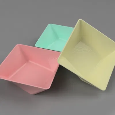 Slope Bowl – Tô Vuông Tối Giản