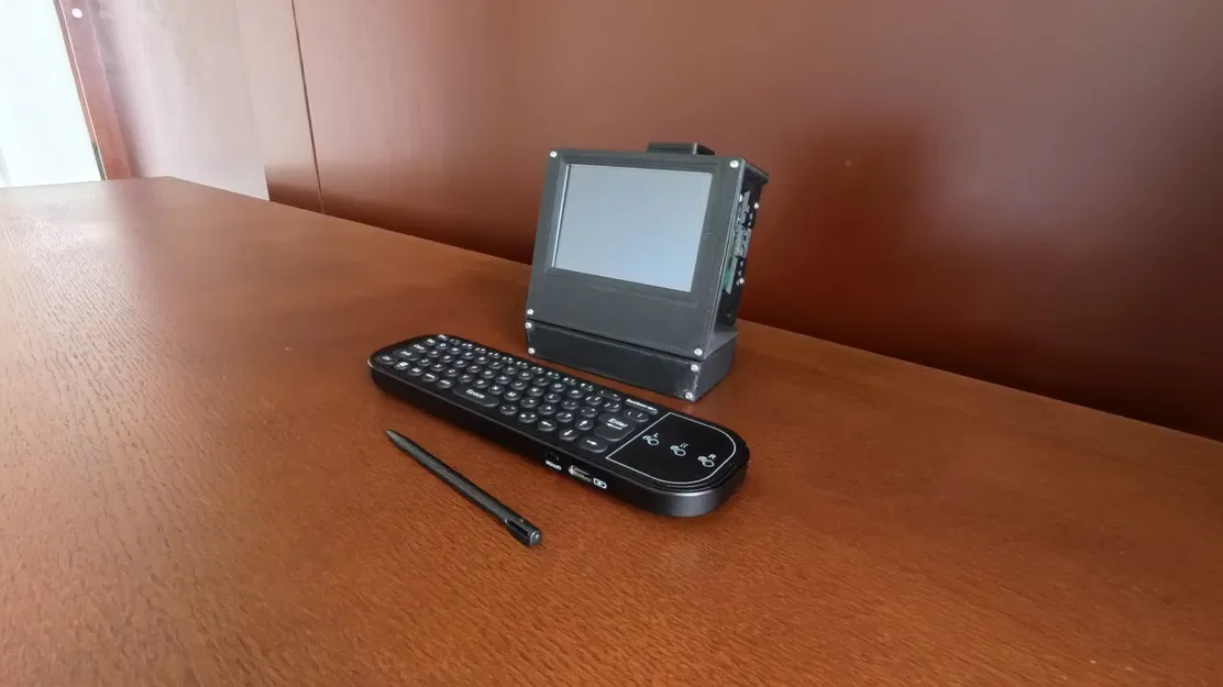 Mini PC Pi 5: UPS X1203 tích hợp & màn hình cảm ứng 3.5 inch - Image 1