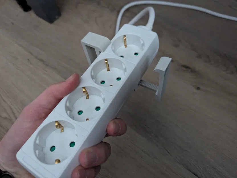 Ngàm giữ ổ cắm điện (powerstrip) điều chỉnh được - Image 5